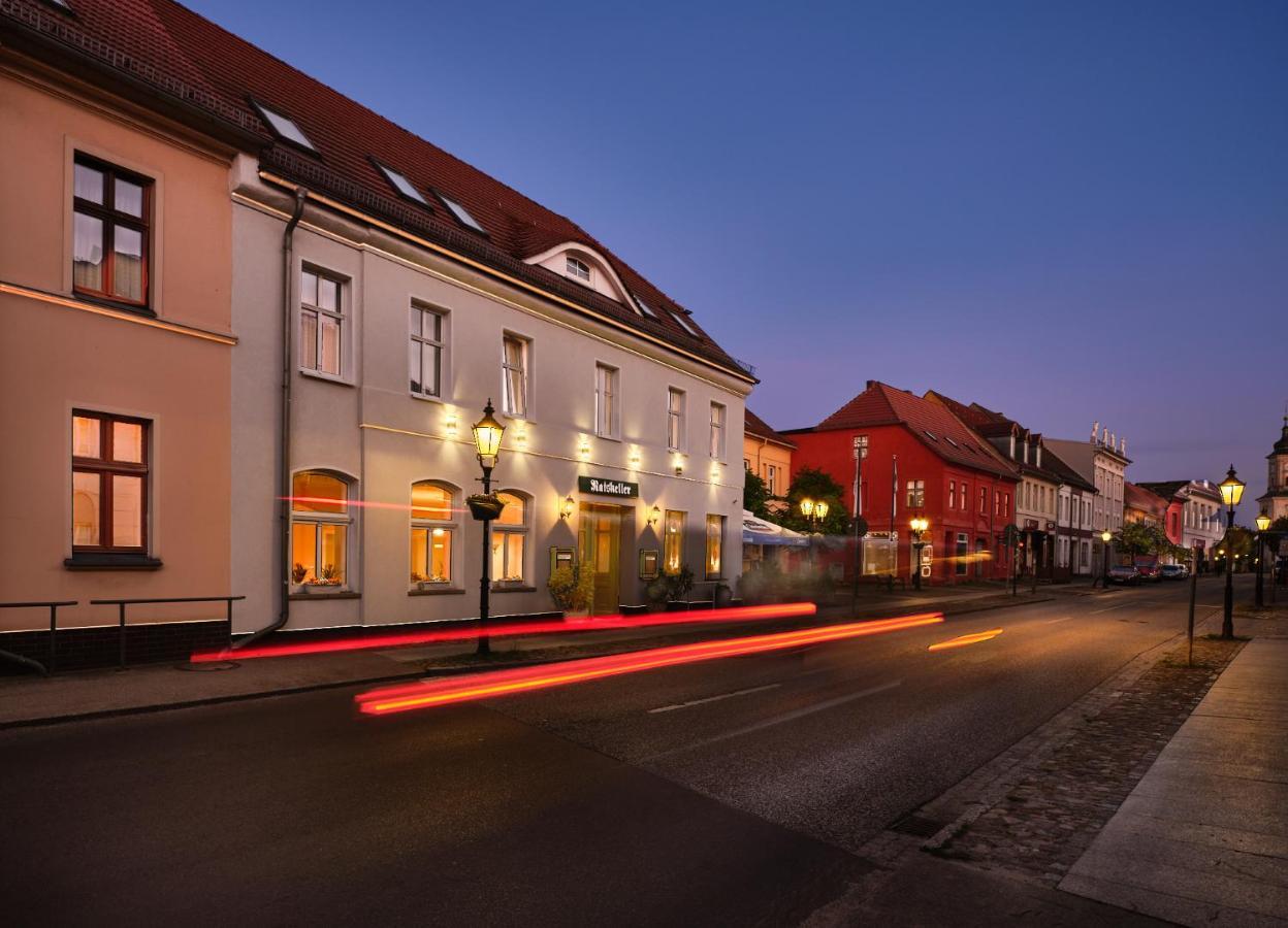 Ratskeller Hotel Lindow Eksteriør billede